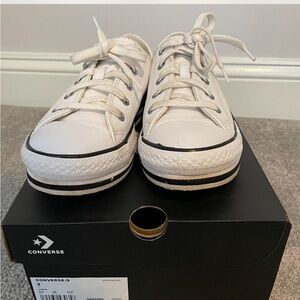 White low top converse